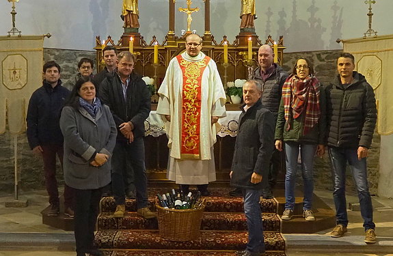 Weinsegnung in der Pfarrkirche