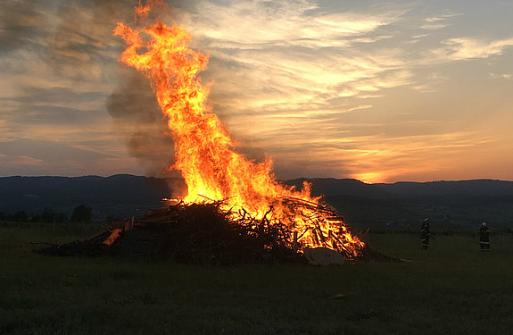 Sonnwendfeier in den Weingärten