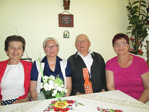 Preyer-Bayer_diamantHoch.JPG 