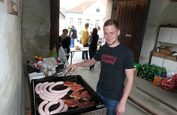 Maibaumumschneiden durch JVP