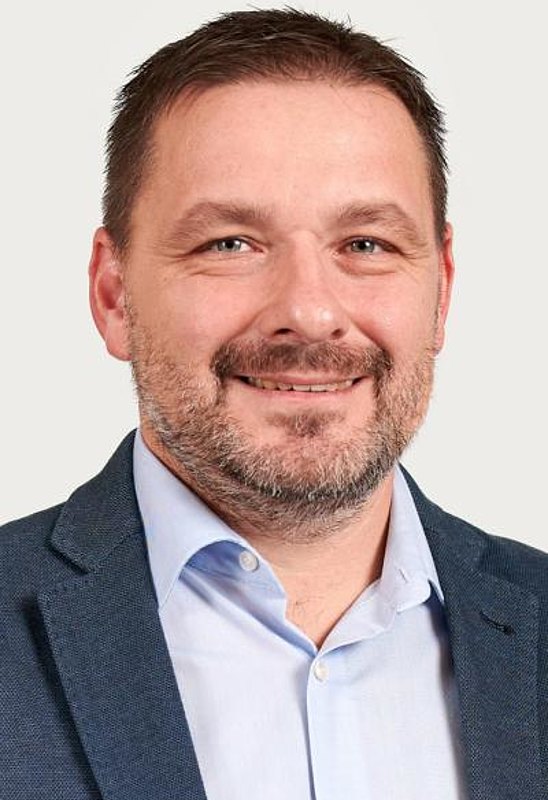 Bernhard Hauer