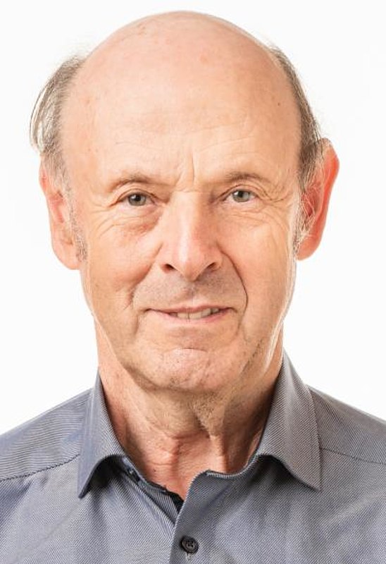 Bernhard Epp Bernhard Epp